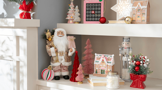 MANTLE DECOR