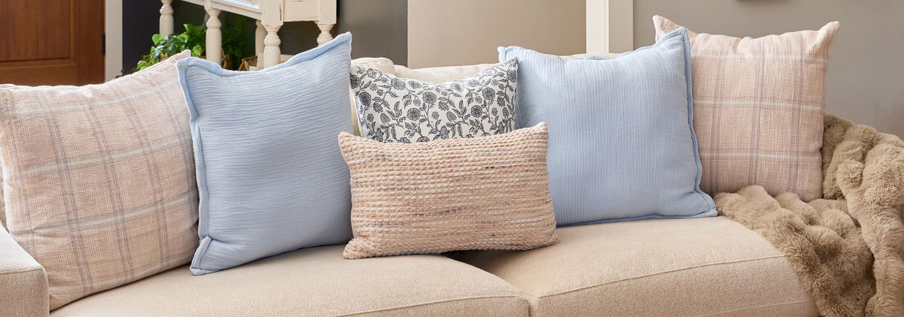 Throw Pillows & Blankets