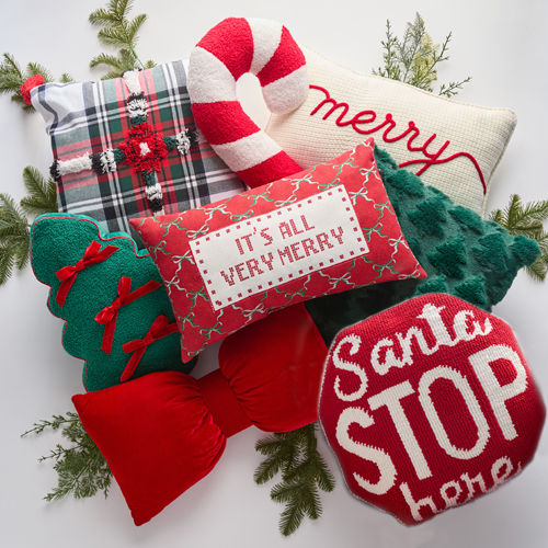 Christmas Pillows, Throws & Rugs