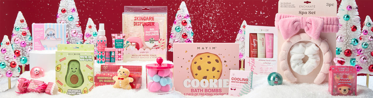 Beauty gift ideas: Cookie bath bomb gift set, lip set, spa headband, gingerbread eye mask & more.