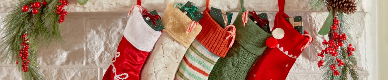 Christmas Stockings, Tree Skirts & Collars