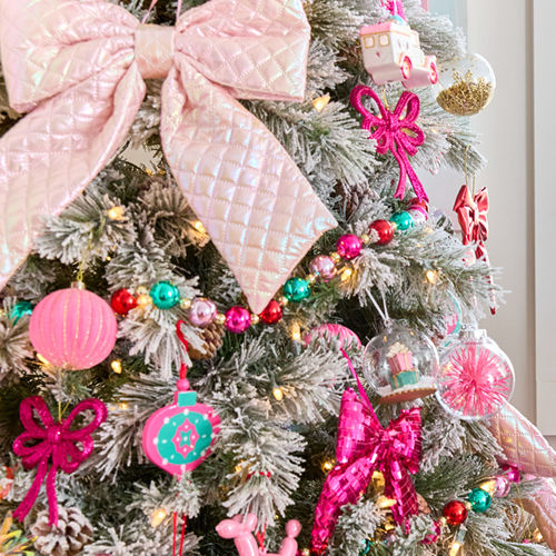 Christmas Tree Ornaments & Accessories