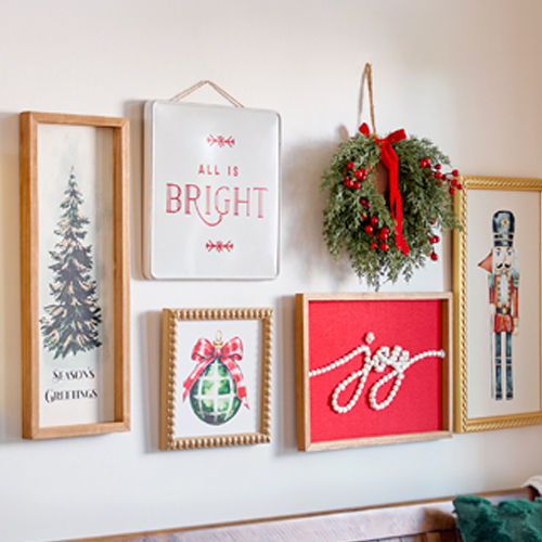 Christmas Wall Decor & Signs