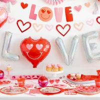 Valentine's Day Party Supplies & Favors